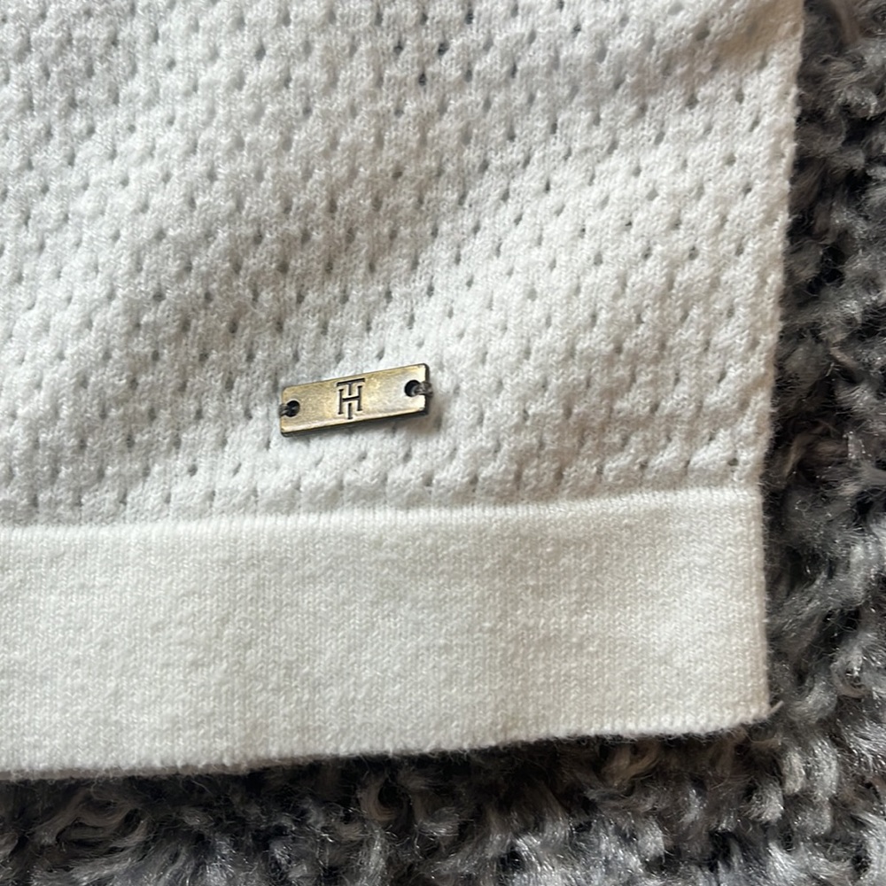 Tommy Hilfiger Ladies Sporty White Top - XL - Picture 2 of 5